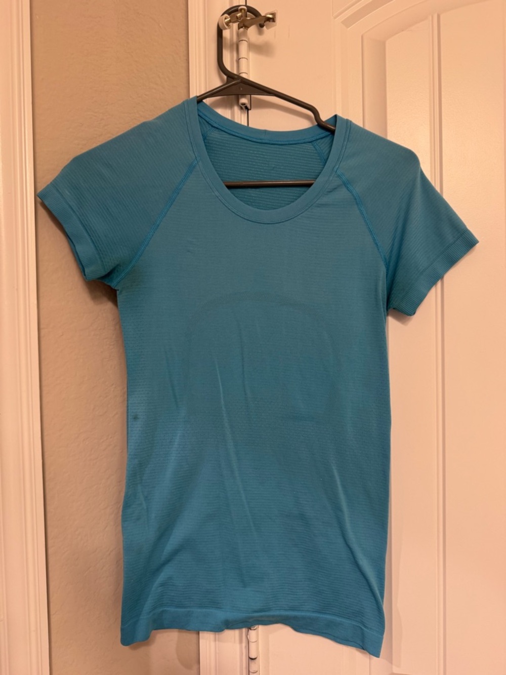 lululemon athletica Short Sleeve Crewneck Top in Teal Blue